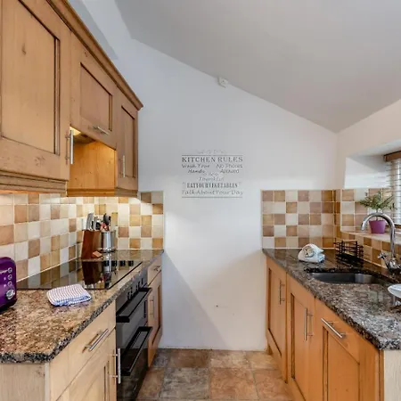 בית נופש 2 Bed In Field Broughton Oc-L31021