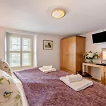 2 Bed In Field Broughton Oc-l31021 Holiday home