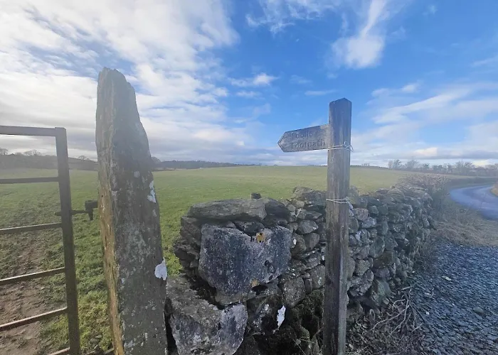 Дом отдыха 2 Bed In Field Broughton Oc-l31021